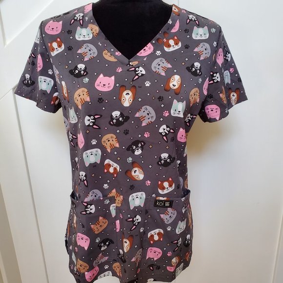 KOI Basics scrubs top cats and dogs faces light weight, breathable - Picture 1 of 4